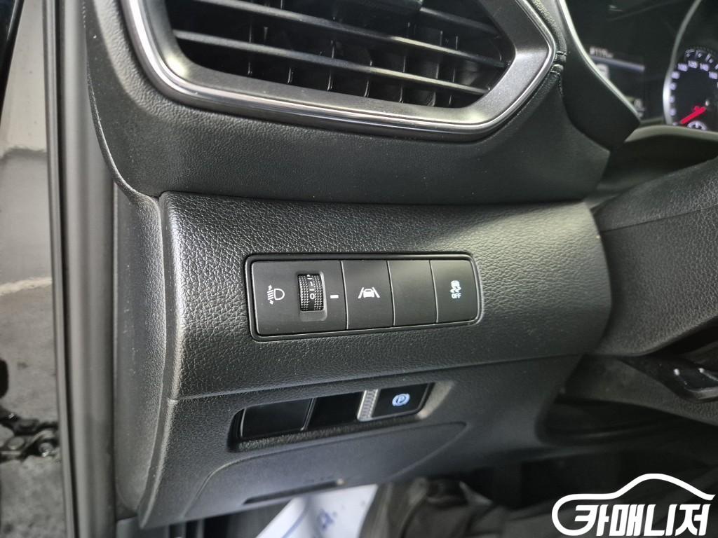 Hyundai Santa Fe The New Santa Fe Diesel 2.2 4WD Premium thumbnail 17