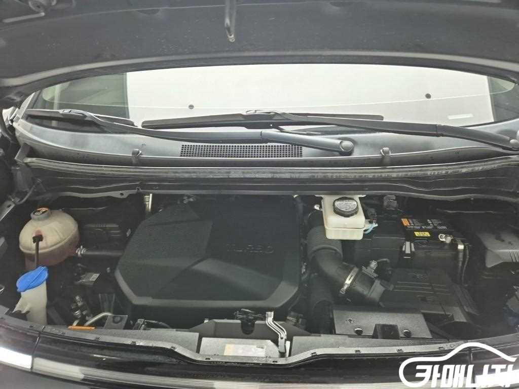 Hyundai Staria 4WD Diesel Lounge Inspiration thumbnail 5