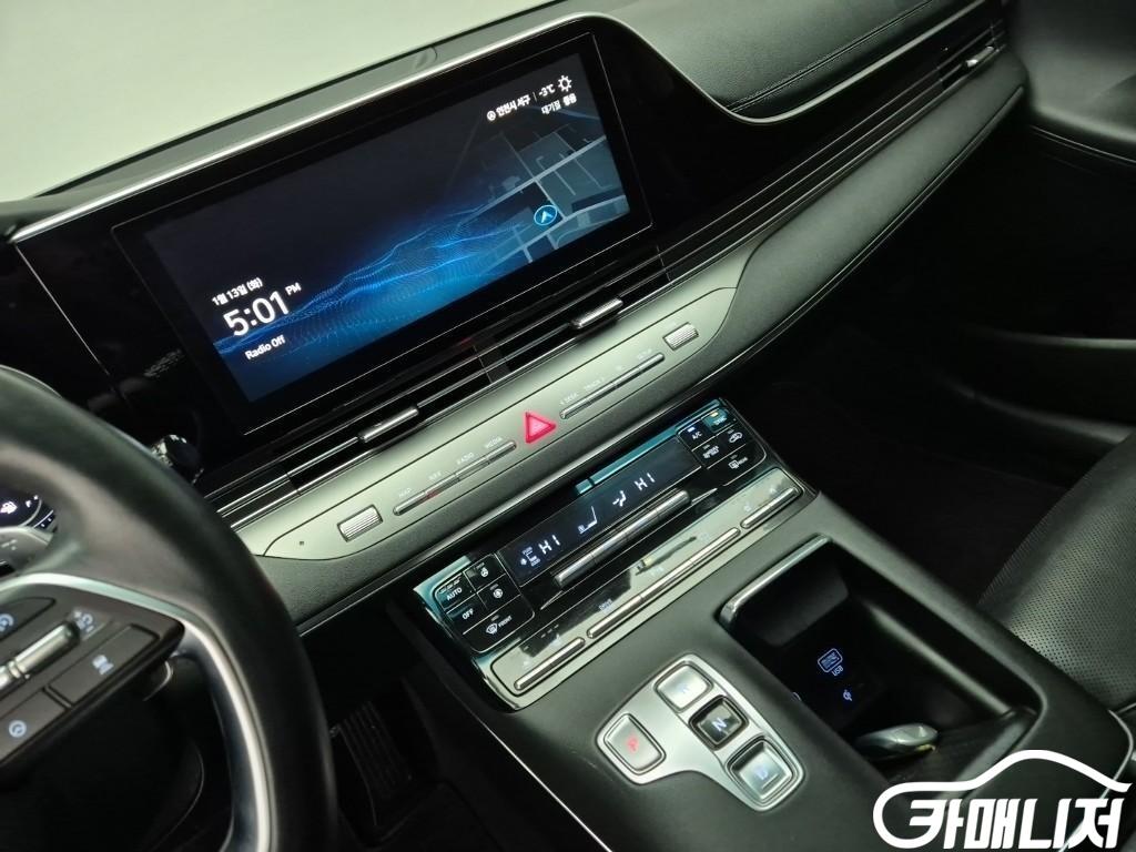 Hyundai Grandeur The New Grandeur IG Hybrid Premium thumbnail 13