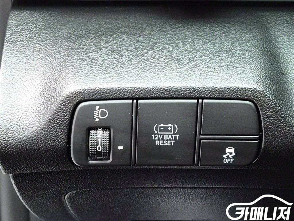 Hyundai Avante The New Avante Hybrid 1.6 HEV thumbnail 14