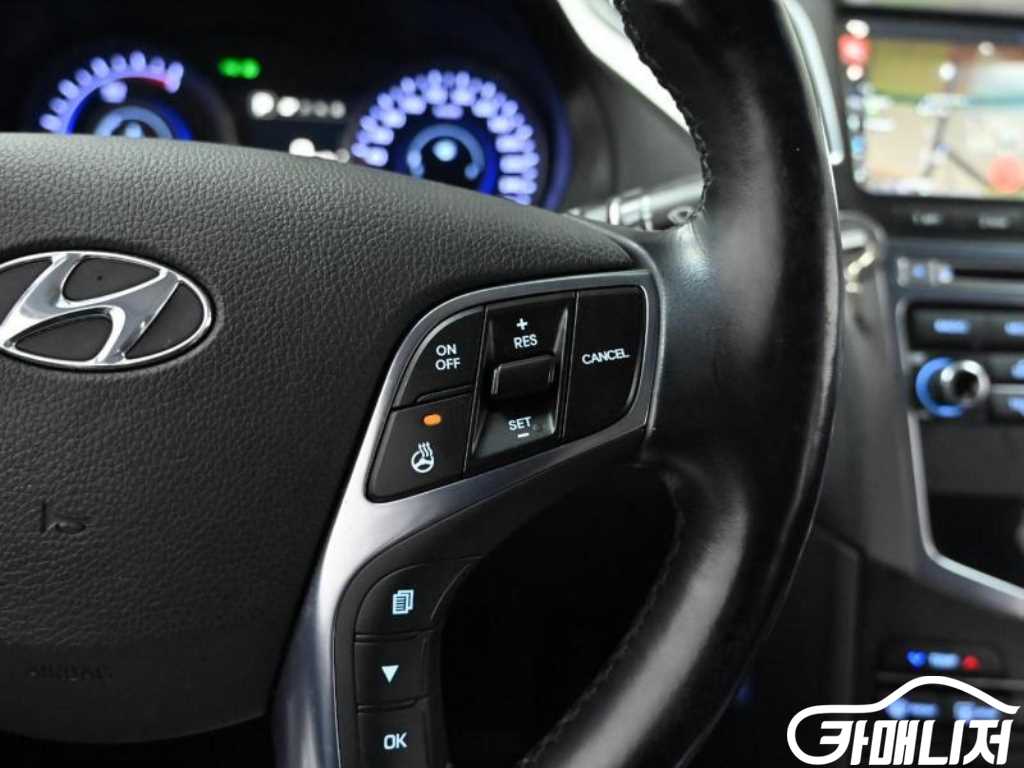 Hyundai Grandeur Grandeur HG Hybrid PREMIUM thumbnail 17