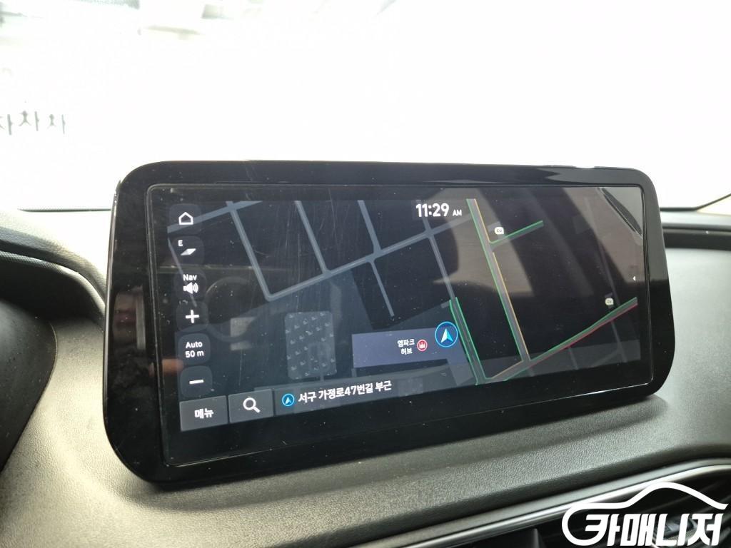 Hyundai Santa Fe The New Santa Fe Diesel 2.2 4WD Premium Choice thumbnail 13