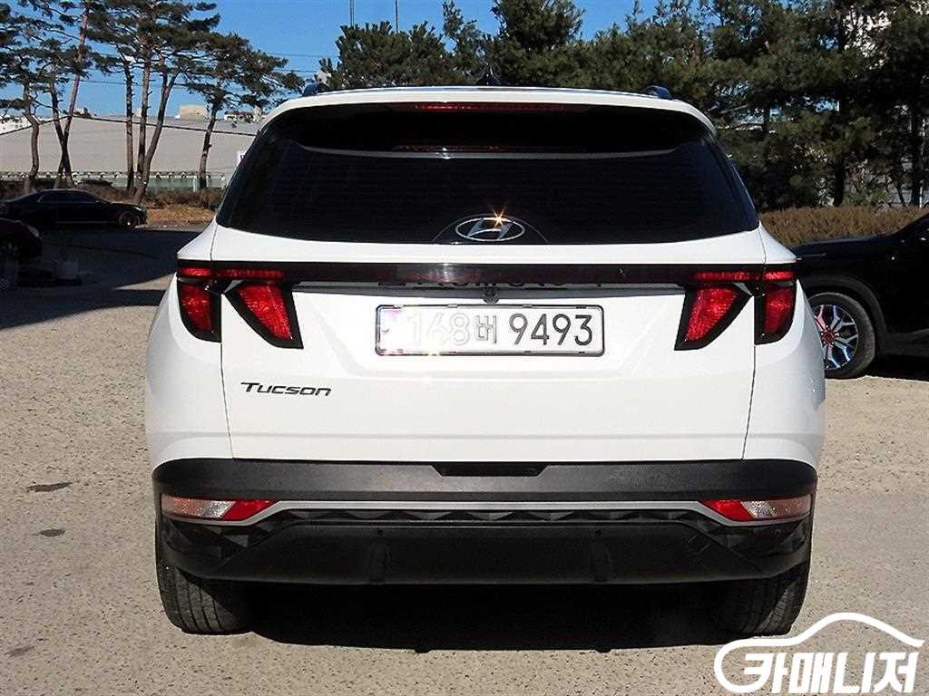 Hyundai Tucson Tucson Hybrid 2WD Premium thumbnail 4