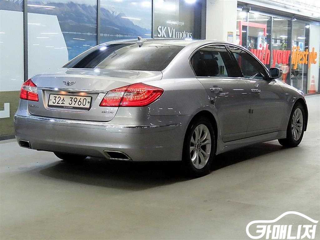 Hyundai Genesis BH330 MODERN thumbnail 4