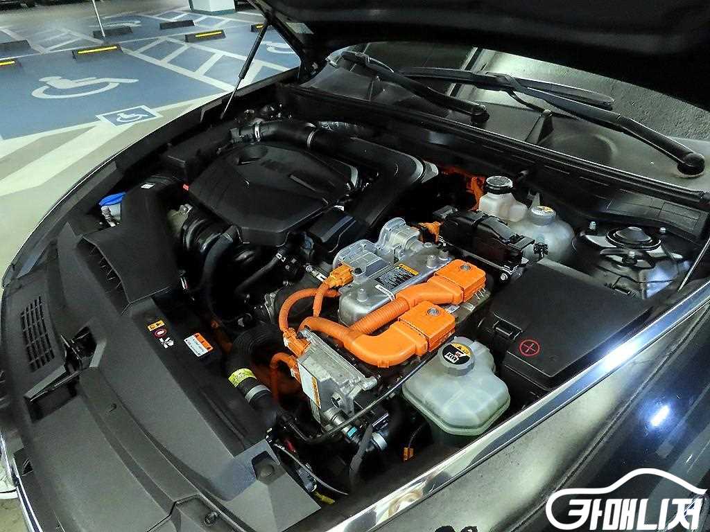 Hyundai Sonata Sonata Hybrid Smart thumbnail 18