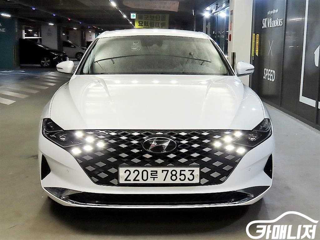 Hyundai Grandeur The New Grandeur IG Hybrid Premium Choice thumbnail 2