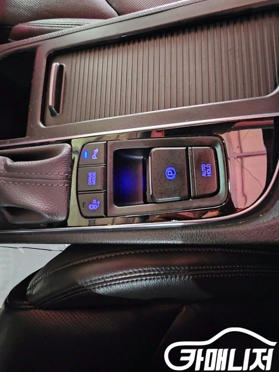 Hyundai Sonata 2.0 Premium thumbnail 12