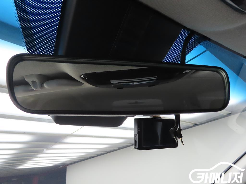 Hyundai Staria 2WD Diesel Cargo Smart thumbnail 12