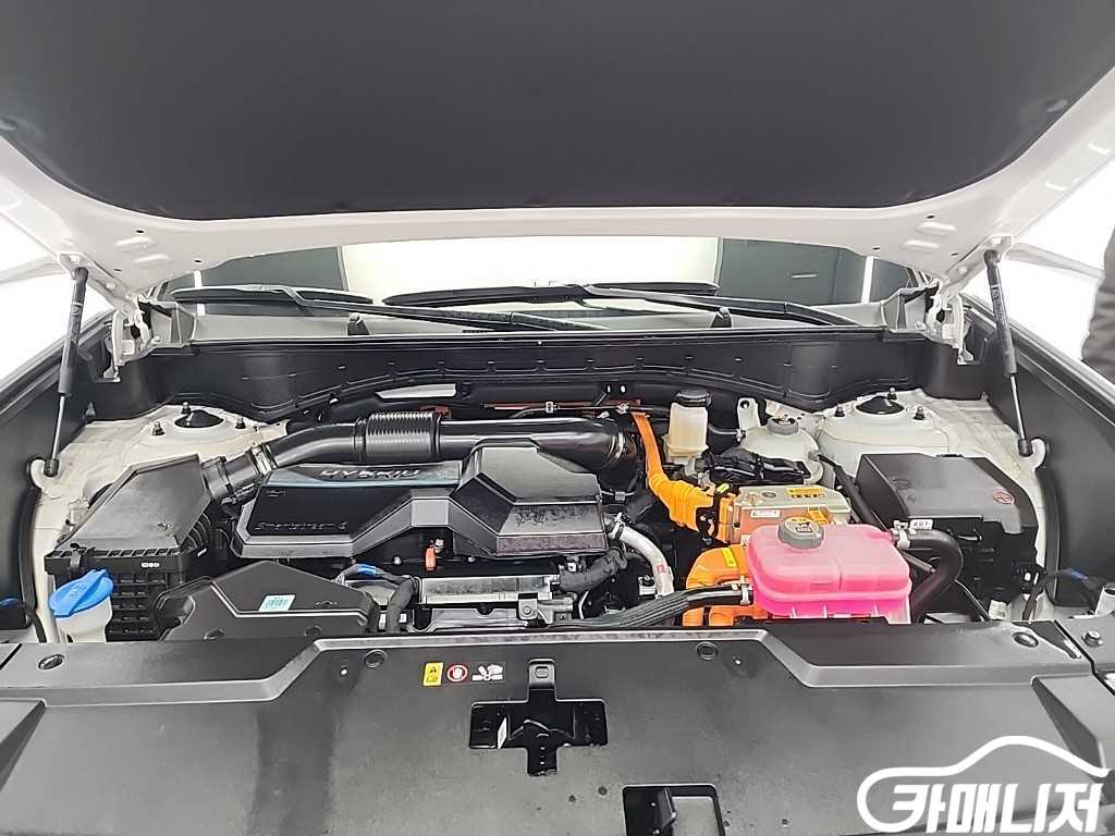 Hyundai Santa Fe Santa Fe Hybrid MX5 1.6T 4WD Calligraphy thumbnail 6