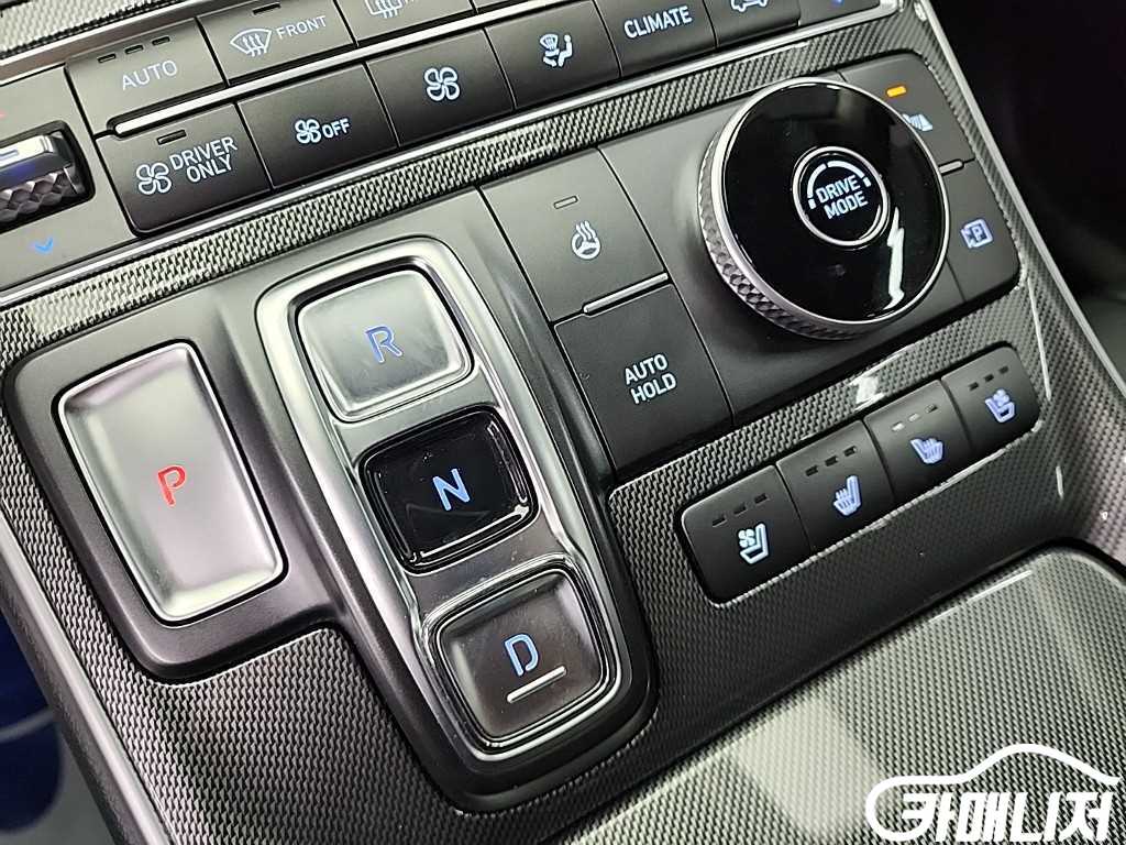 Hyundai Santa Fe The New Santa Fe Hybrid 1.6 2WD Prestige thumbnail 8