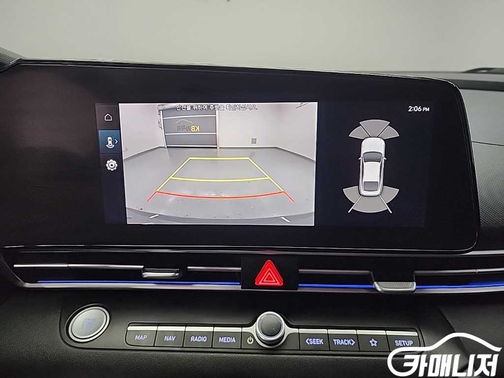 Hyundai Avante 1.6 Inspiration thumbnail 16