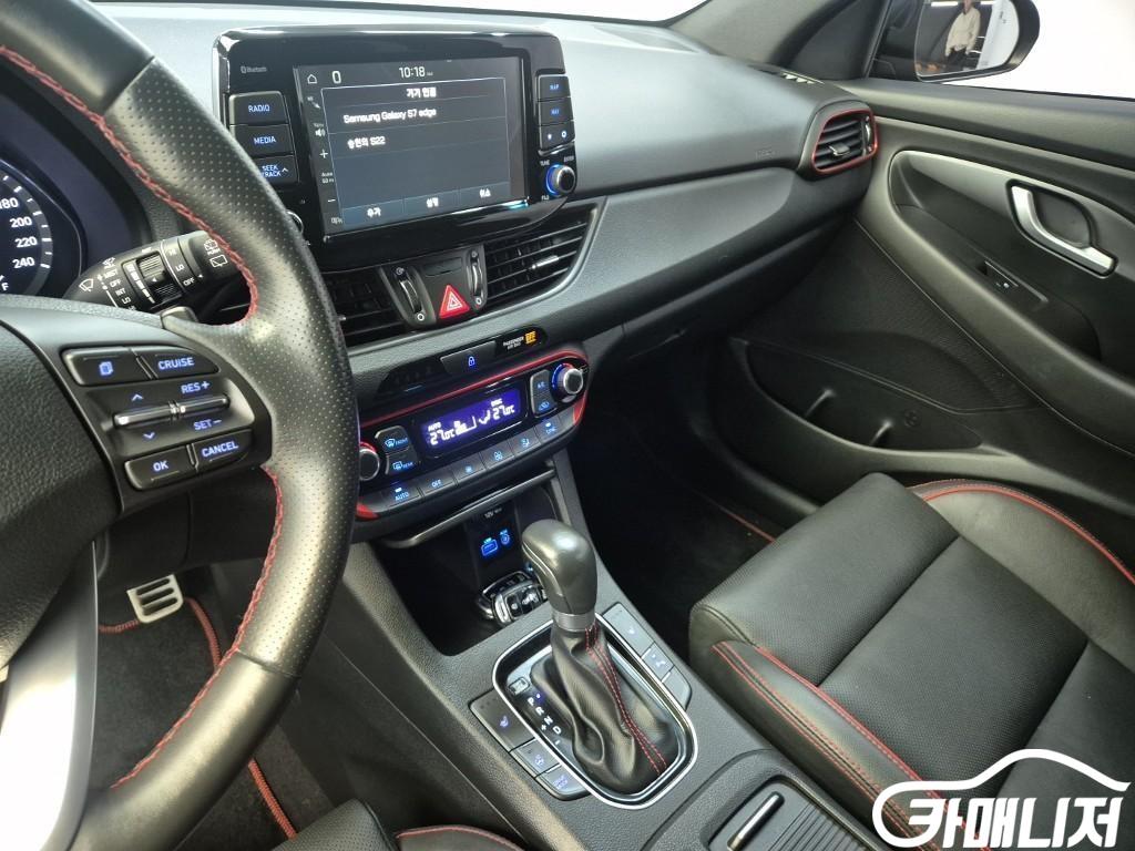 Hyundai i30 1.6 Turbo thumbnail 10