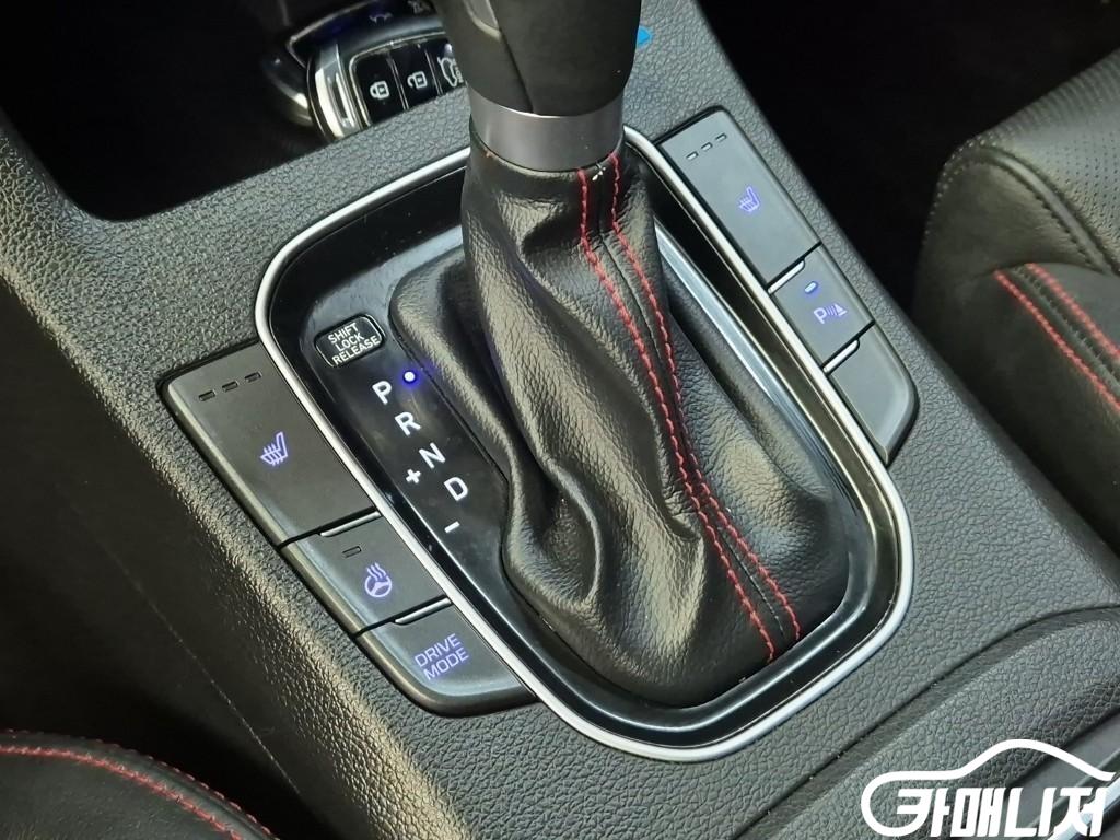 Hyundai i30 1.6 Turbo thumbnail 17