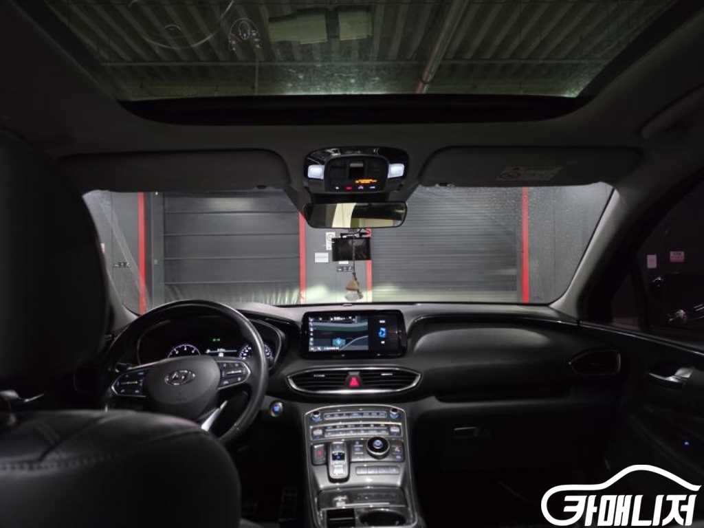 Hyundai Santa Fe The New Santa Fe Diesel 2.2 2WD Premium Choice thumbnail 10