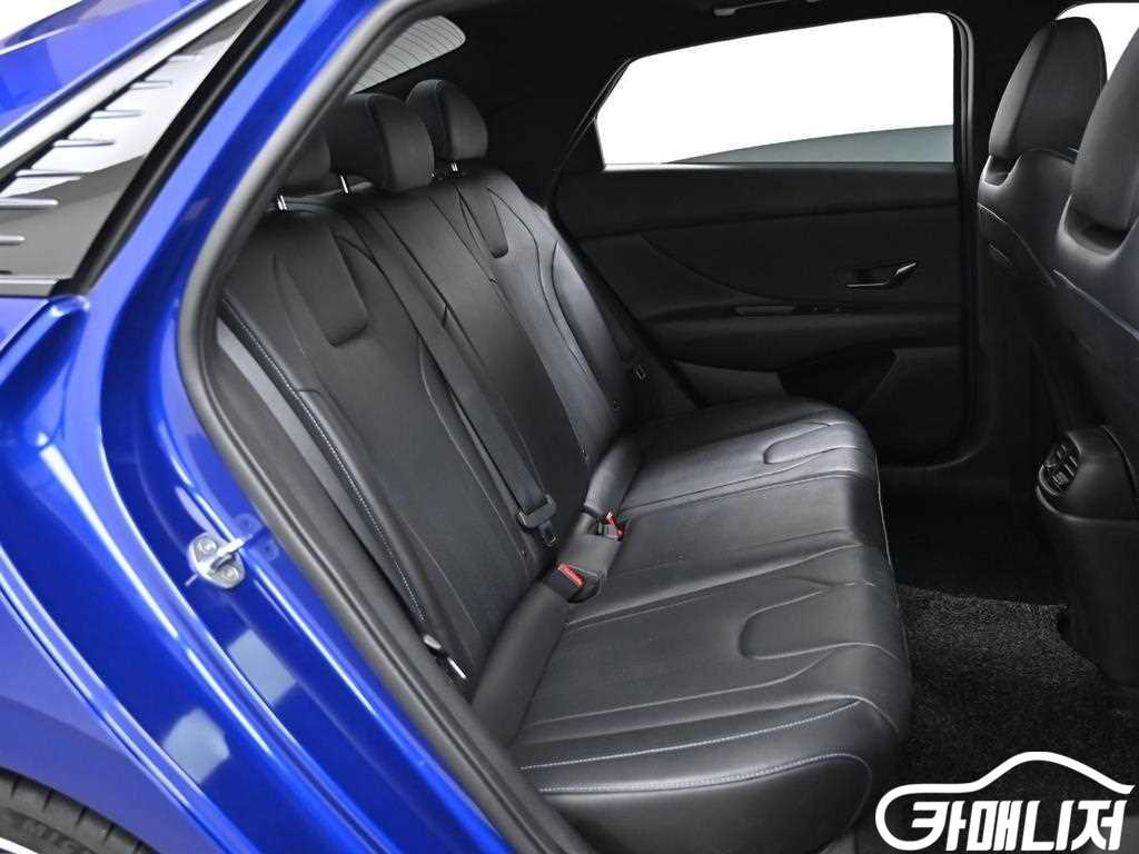 Hyundai Avante 2.0 N thumbnail 12