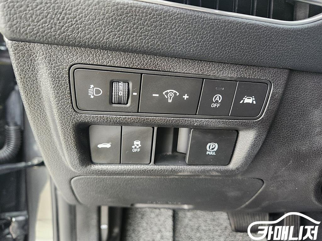 Hyundai Sonata 2.0 Premium Family thumbnail 16